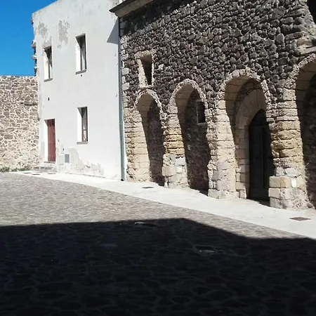 L'antico Faro 3*
