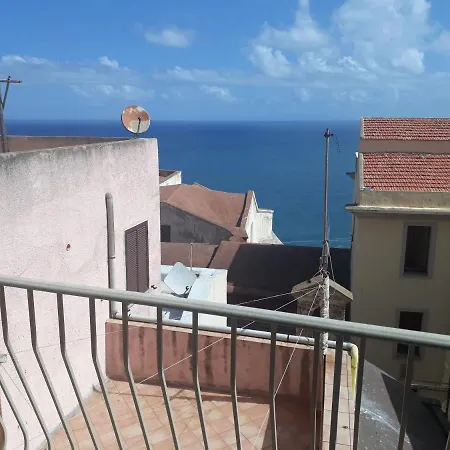 L'antico Faro 3*