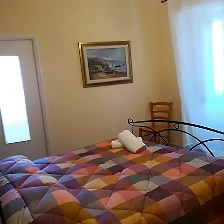 L'antico Faro 3*